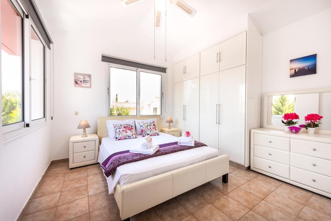 Villa Willow Mandali By Ezoria Villas Protaras Extérieur photo